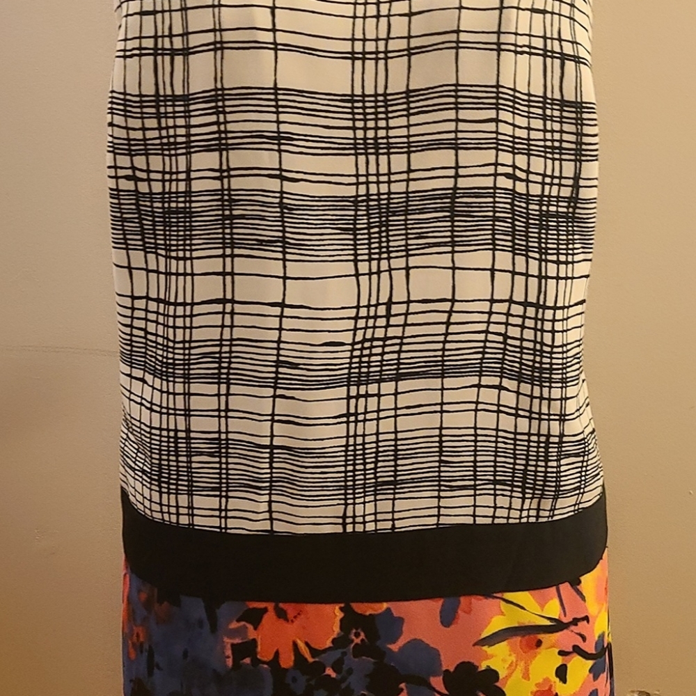 Ann Taylor LOFT floral bottom minidress size 2
